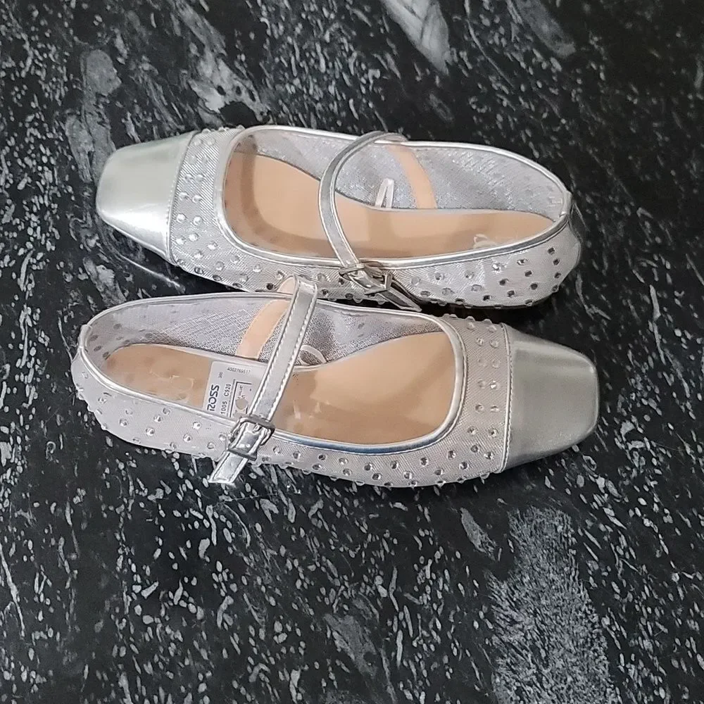 BRAND NEW NEW YORK & COMPANY RHINESTONE EMBELLISHED BUCKLE STRAP MARY JANE FLAT